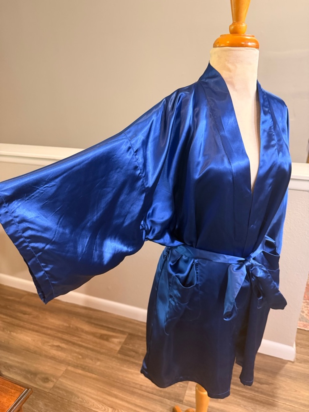 Vintage Dragon Kimono Robe Blue Embroidered Chinese Belted Silk L - Picture 9 of 11